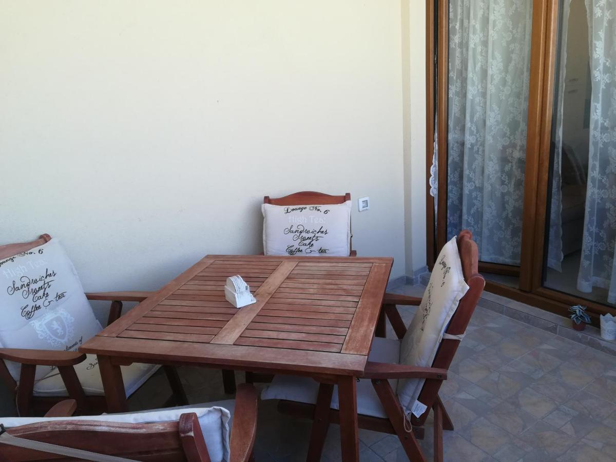 Apartment Rossella Нин Экстерьер фото